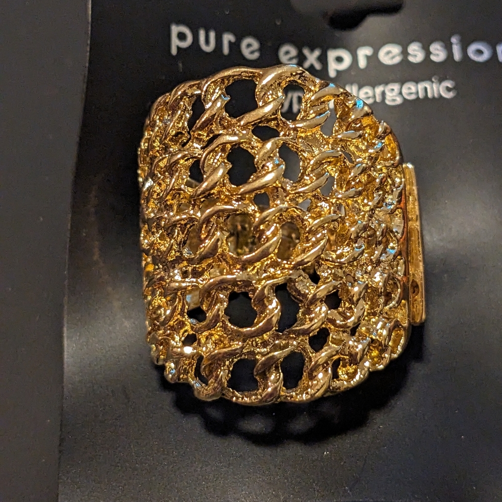 Pure Expressions Gold Color Ring NWT